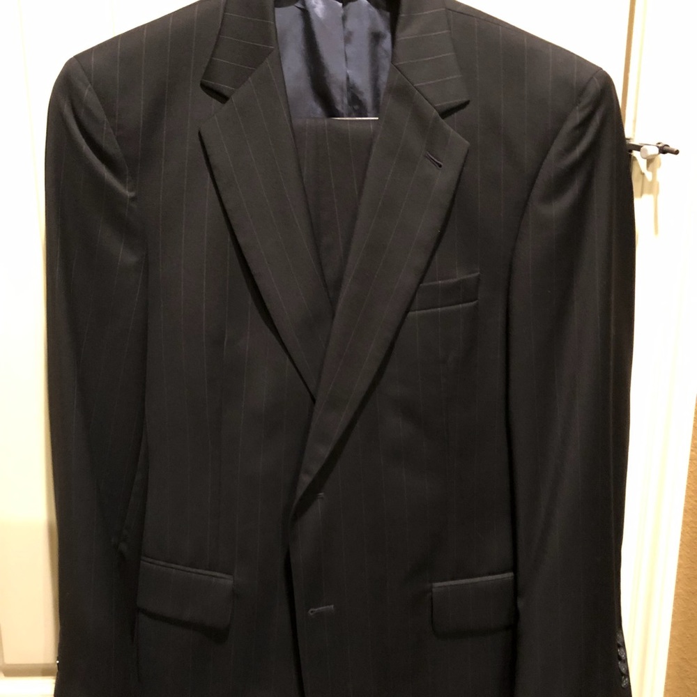 Jos. A. Bank 2 Pc 100% Wool Suit